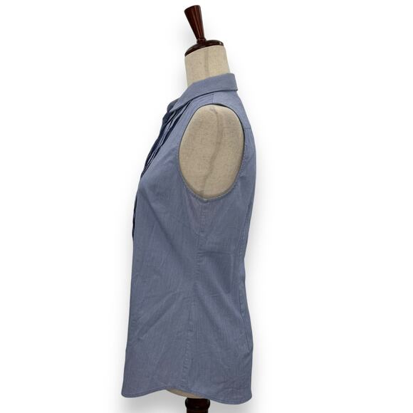 Banana Republic Button Up Top Size 8 light blue Scalloped Preppy Coquette Work - Picture 5 of 10